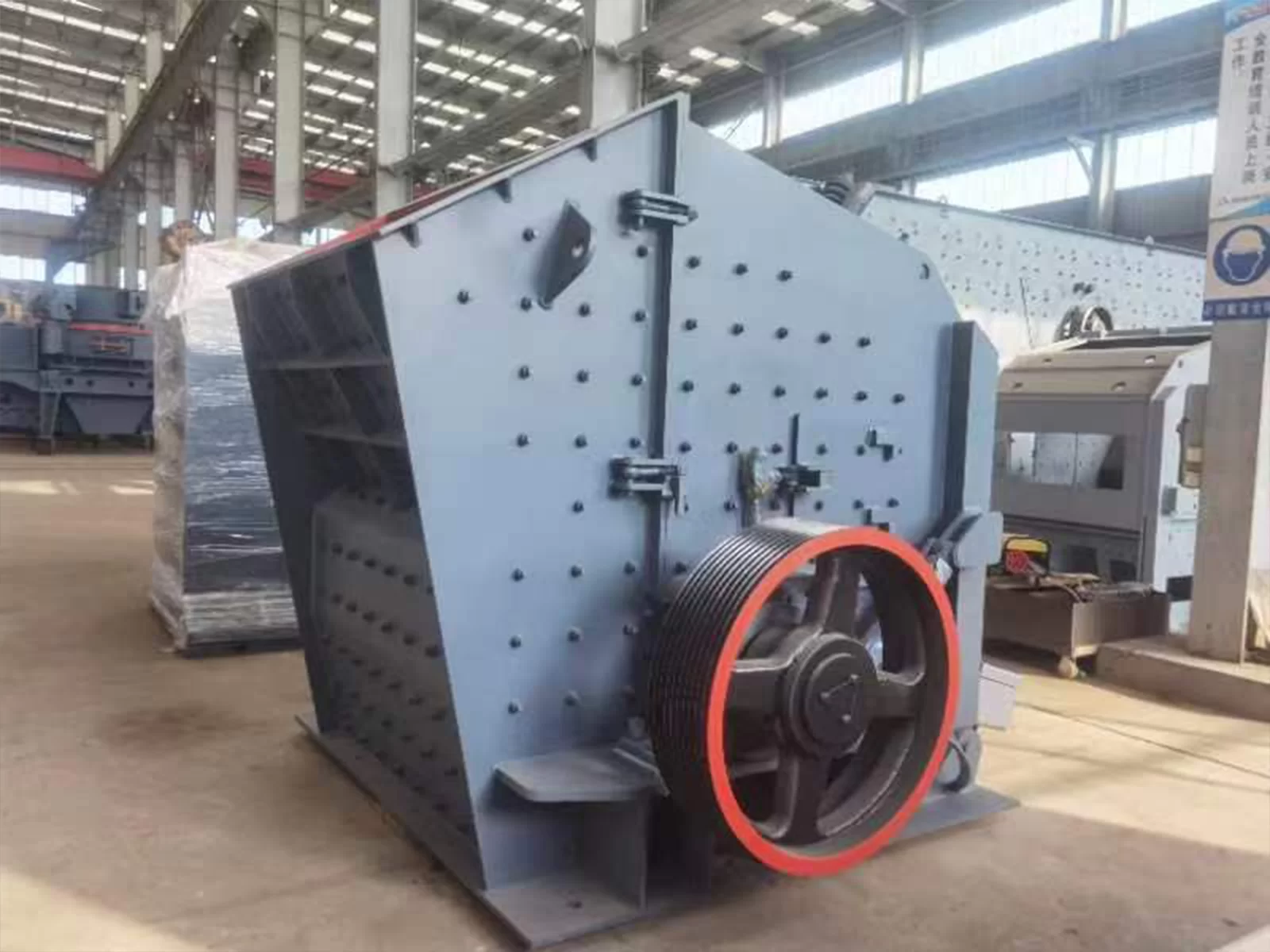 Cone crusher failure prevention